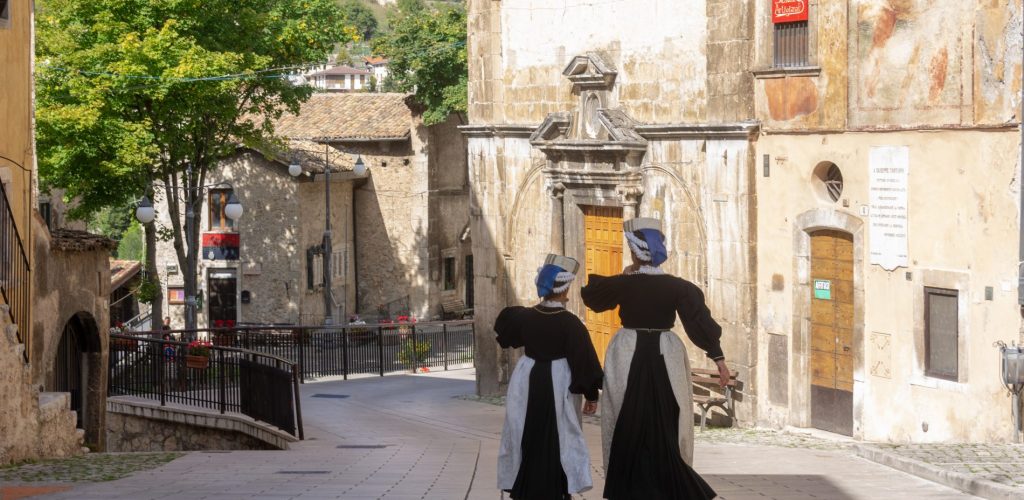 Scanno donne in costume